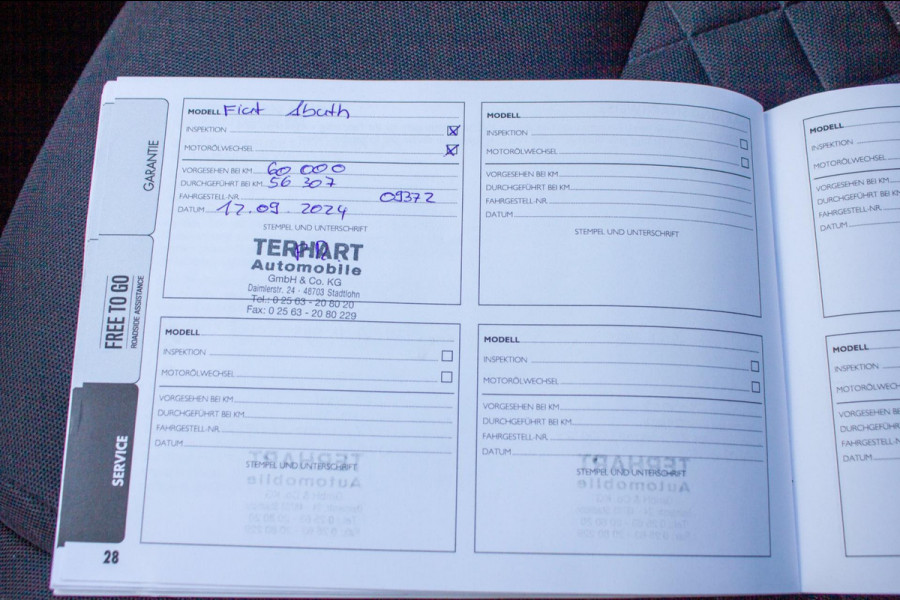 Fiat 500 1.4 T-Jet Abarth 595 70th Anniversary | Prijs rijklaar incl. 12 mnd garantie |17"Lmv Navi Carplay Bluetooth DAB