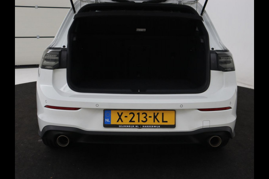 Volkswagen Golf 1.4 eHybrid GTE | Camera | Adaptive cruise | Carplay | Navigatie | Sportstoelen | Full LED | Sfeerverlichting | PHEV Volkswagen Golf 1.4 eHybrid GTE | Camera | Adaptive cruise | Carplay | Navigatie | Sportstoelen | Full LED | Sfeerverlichting | PHEV