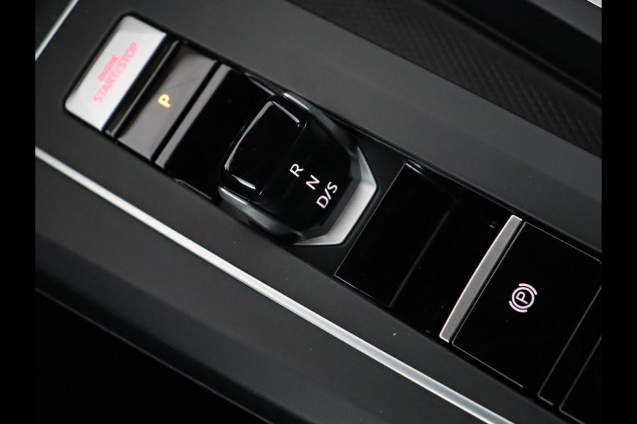 Volkswagen Golf 1.4 eHybrid GTE | Camera | Adaptive cruise | Carplay | Navigatie | Sportstoelen | Full LED | Sfeerverlichting | PHEV Volkswagen Golf 1.4 eHybrid GTE | Camera | Adaptive cruise | Carplay | Navigatie | Sportstoelen | Full LED | Sfeerverlichting | PHEV