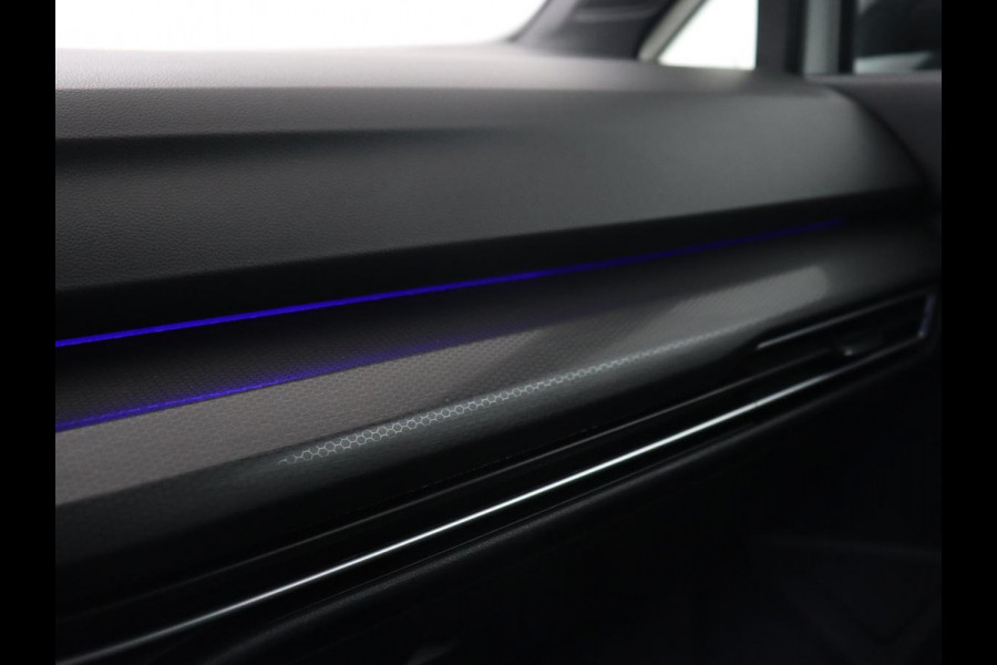 Volkswagen Golf 1.4 eHybrid GTE | Camera | Adaptive cruise | Carplay | Navigatie | Sportstoelen | Full LED | Sfeerverlichting | PHEV Volkswagen Golf 1.4 eHybrid GTE | Camera | Adaptive cruise | Carplay | Navigatie | Sportstoelen | Full LED | Sfeerverlichting | PHEV
