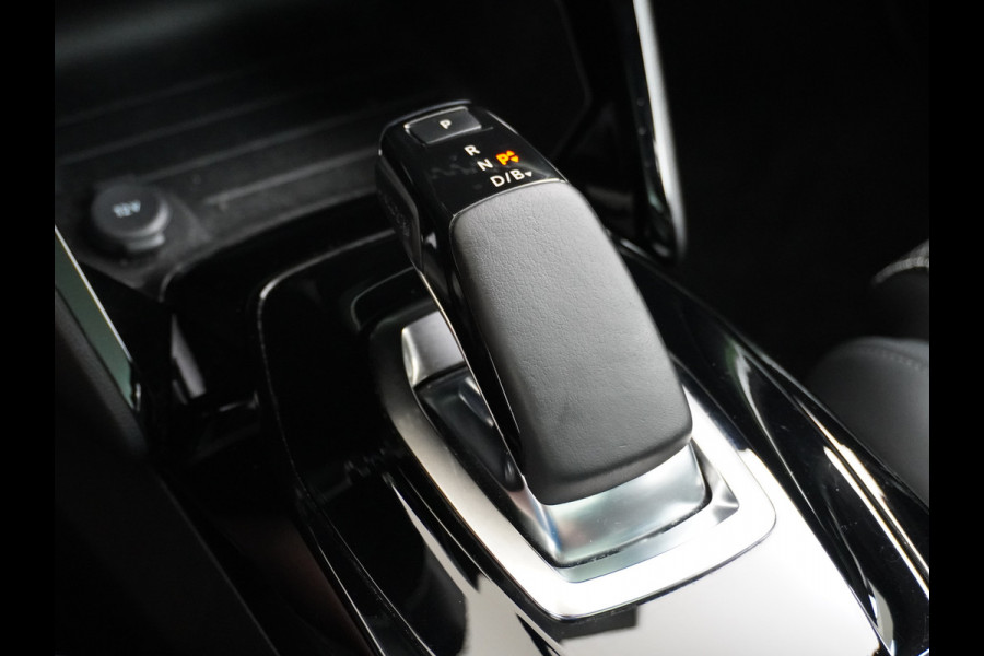 Peugeot e-2008 EV GT Line 50kWh Pano-dak SOH 95% Apple Carplay Android PDC-a+v 360°Camera Navi Ecc Cruise Control Pdc Lmv DAB Privacy Glas Keyless Led Bluetooth € 45.000 nieuw! Peugeot e-2008 EV GT Line 50kWh Pano-dak SOH 95% Apple Carplay Android PDC-a+v 360°Camera Navi Ecc Cruise Control Pdc Lmv DAB Privacy Glas Keyless Led Bluetooth € 45.000 nieuw!