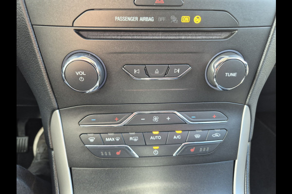 Ford S-Max 1.5i H6 Clima,Stoel/stuur/voorruit verwarming,Adroid,Navigatie,trekhaak,pdc ,