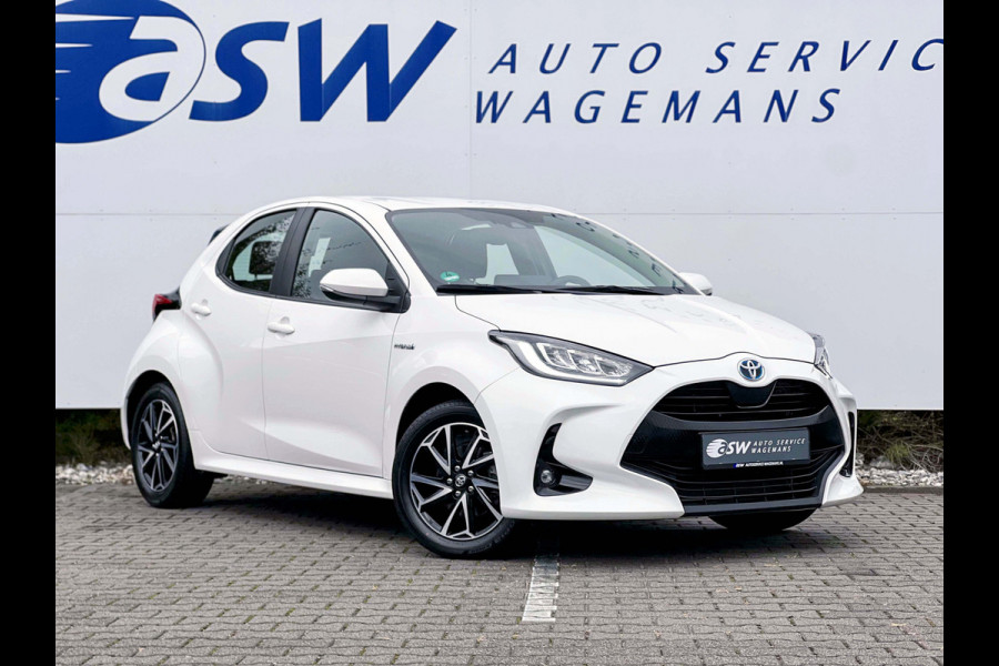 Toyota Yaris 1.5 Hybrid Dynamic | Trekhaak | LED | ACC | Stoelverwarming | Camera Toyota Yaris 1.5 Hybrid Dynamic | Trekhaak | LED | ACC | Stoelverwarming | Camera