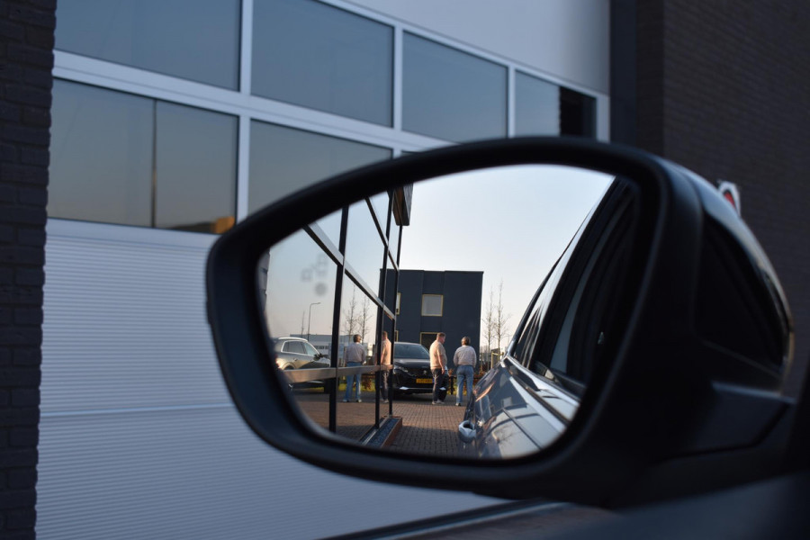 Opel Corsa 1.2 Turbo 100 PK Elegance | Panodak | Camera | Carplay | Incl. garantie