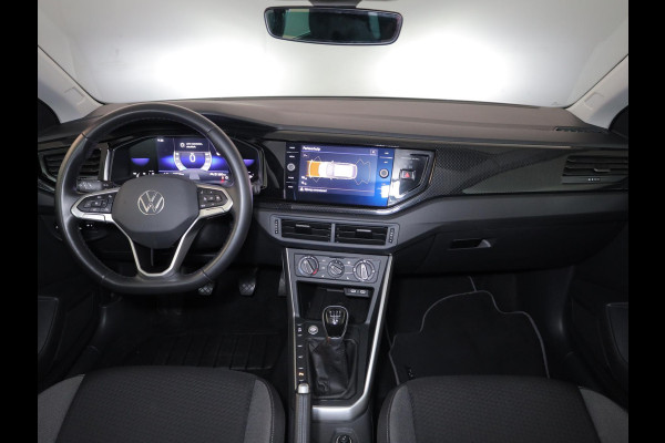 Volkswagen Taigo 1.0 TSI Life 95 pk | Verlengde garantie | Navigatie | Parkeersensoren | Achteruitrijcamera | Stoelverwarming | Keyless |