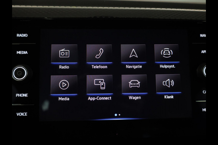 Volkswagen Taigo 1.0 TSI Life 95 pk | Verlengde garantie | Navigatie | Parkeersensoren | Achteruitrijcamera | Stoelverwarming | Keyless |