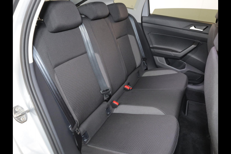 Volkswagen Taigo 1.0 TSI Life 95 pk | Verlengde garantie | Navigatie | Parkeersensoren | Achteruitrijcamera | Stoelverwarming | Keyless |