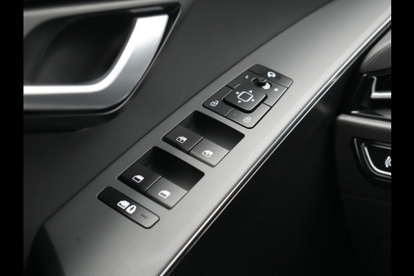 Kia Niro 1.6 GDi DynamicLine Plug In Hybrid 182pk Dealer O.H PHEV | Trekhaak Afneembaar | Adaptive Cruise | Stoelen & Stuur Verwarmd | Apple Carplay | Virtual | Navigatie | Keyless | DAB |