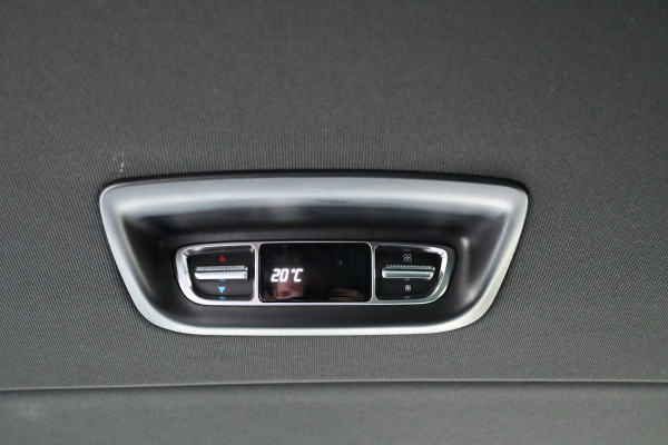 Mercedes-Benz V-Klasse 300d L3 Avantgarde Incl BPM en BTW Mercedes-Benz V-Klasse 300d L3 Avantgarde Incl BPM en BTW