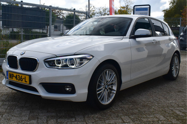 BMW 1-serie 118i Executive | Xenon | Navi. Prof | Aut. | NL AUTO | 17 inch