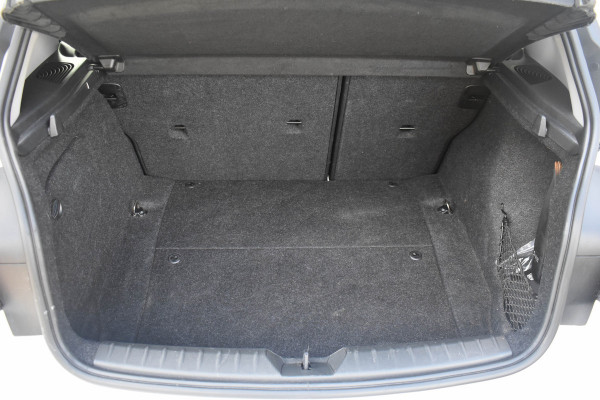 BMW 1-serie 118i Executive | Xenon | Navi. Prof | Aut. | NL AUTO | 17 inch