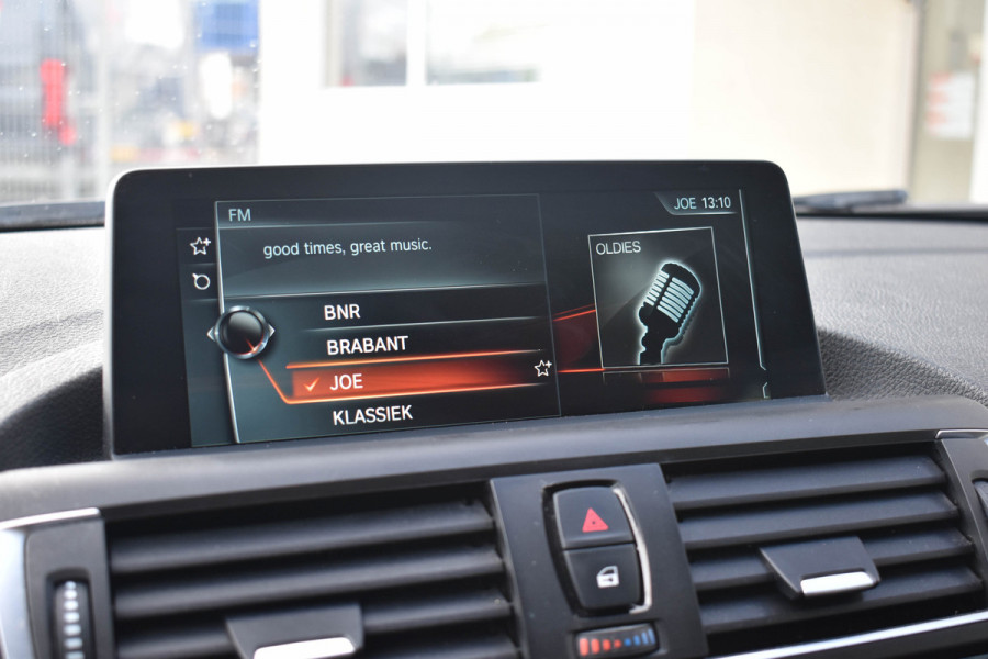 BMW 1-serie 118i Executive | Xenon | Navi. Prof | Aut. | NL AUTO | 17 inch