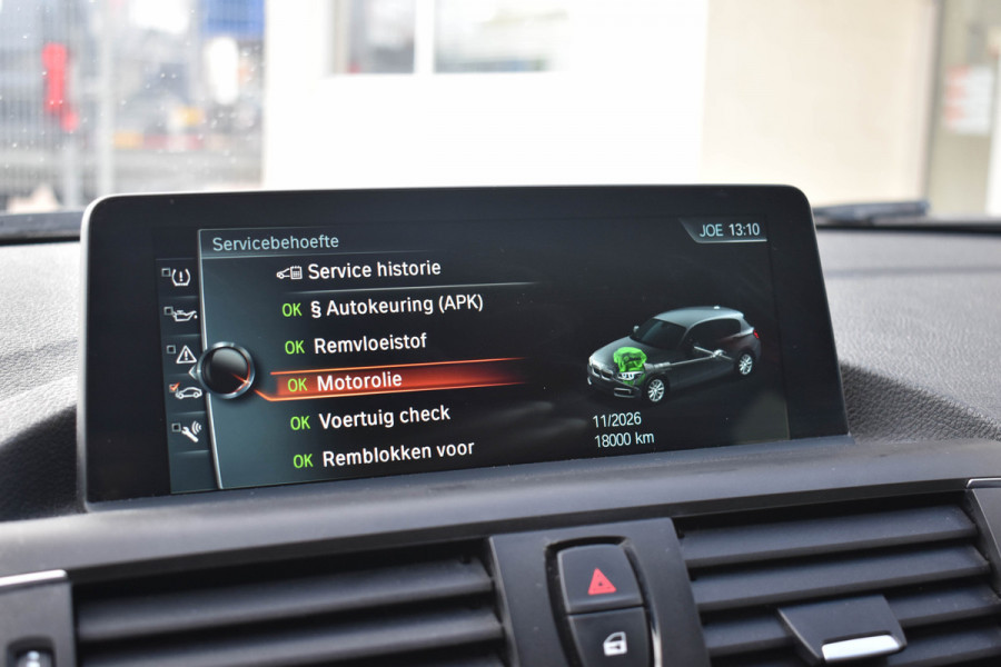 BMW 1-serie 118i Executive | Xenon | Navi. Prof | Aut. | NL AUTO | 17 inch