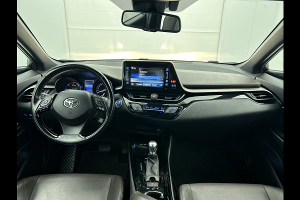 Toyota C-HR 1.8 Hybrid Executive(NL-auto, Goed OndH, Navi, Camera, StoelV, PDC V+A, Parkeerhulp, Cruise Con, Clima Con, Etc) Toyota C-HR 1.8 Hybrid Executive(NL-auto, Goed OndH, Navi, Camera, StoelV, PDC V+A, Parkeerhulp, Cruise Con, Clima Con, Etc)