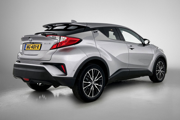 Toyota C-HR 1.8 Hybrid Executive(NL-auto, Goed OndH, Navi, Camera, StoelV, PDC V+A, Parkeerhulp, Cruise Con, Clima Con, Etc) Toyota C-HR 1.8 Hybrid Executive(NL-auto, Goed OndH, Navi, Camera, StoelV, PDC V+A, Parkeerhulp, Cruise Con, Clima Con, Etc)