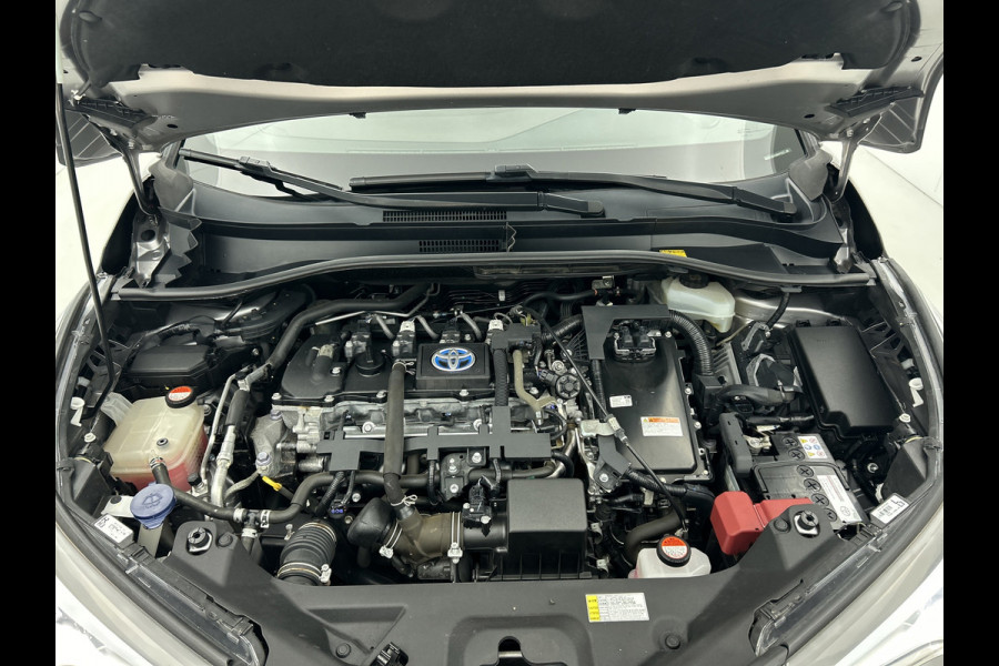 Toyota C-HR 1.8 Hybrid Executive(NL-auto, Goed OndH, Navi, Camera, StoelV, PDC V+A, Parkeerhulp, Cruise Con, Clima Con, Etc) Toyota C-HR 1.8 Hybrid Executive(NL-auto, Goed OndH, Navi, Camera, StoelV, PDC V+A, Parkeerhulp, Cruise Con, Clima Con, Etc)
