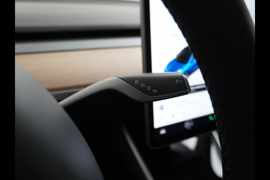Tesla Model 3 RWD SR+ 60kWh 325PK SOH 88% Lmv  AutoPilot Leder PanoDak Adaptive-Cruise Lmv Camera's Elektr.-Stuur+Stoelen+Spiegels+Geheugen+Ea Navi LED Comfortstoelen ACC DAB Voorverwarmen interieur via App Keyless via Telefoonsleutel One-Pedal-Drive Origineel Nederlandse auto tot 11kw laden thuis! 1.584kg licht! accu garantie 160dkm/29-09-2028 Tesla Model 3 RWD SR+ 60kWh 325PK SOH 88% Lmv  AutoPilot Leder PanoDak Adaptive-Cruise Lmv Camera's Elektr.-Stuur+Stoelen+Spiegels+Geheugen+Ea Navi LED Comfortstoelen ACC DAB Voorverwarmen interieur via App Keyless via Telefoonsleutel One-Pedal-Drive Origineel Nederlandse auto tot 11kw laden thuis! 1.584kg licht! accu garantie 160dkm/29-09-2028
