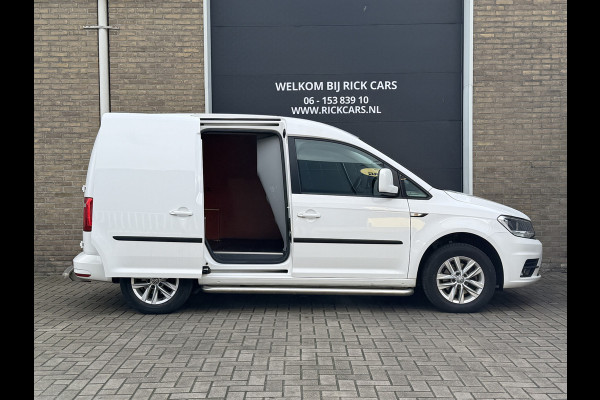Volkswagen Caddy 1.4 TGI CNG L1H1 EcoFuel Highline Stoelverwarming/CarPlay/trekhaak Volkswagen Caddy 1.4 TGI CNG L1H1 EcoFuel Highline Stoelverwarming/CarPlay/trekhaak