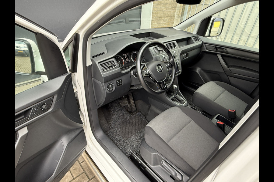 Volkswagen Caddy 1.4 TGI CNG L1H1 EcoFuel Highline Stoelverwarming/CarPlay/trekhaak Volkswagen Caddy 1.4 TGI CNG L1H1 EcoFuel Highline Stoelverwarming/CarPlay/trekhaak
