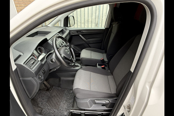Volkswagen Caddy 1.4 TGI CNG L1H1 EcoFuel Highline Stoelverwarming/CarPlay/trekhaak Volkswagen Caddy 1.4 TGI CNG L1H1 EcoFuel Highline Stoelverwarming/CarPlay/trekhaak