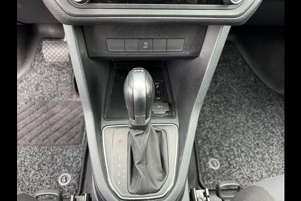 Volkswagen Caddy 1.4 TGI CNG L1H1 EcoFuel Highline Stoelverwarming/CarPlay/trekhaak Volkswagen Caddy 1.4 TGI CNG L1H1 EcoFuel Highline Stoelverwarming/CarPlay/trekhaak
