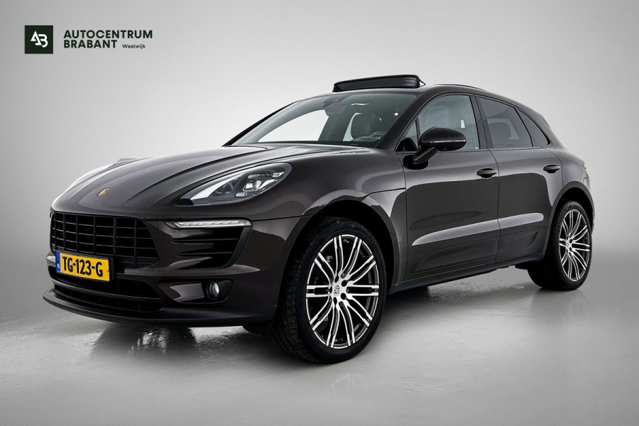 Porsche Macan 2.0 (NL-auto, Panorama, Luchtvering, 18-delige stoelen, Camera, Bose, StoelV, Lane Assist, Etc) Porsche Macan 2.0 (NL-auto, Panorama, Luchtvering, 18-delige stoelen, Camera, Bose, StoelV, Lane Assist, Etc)
