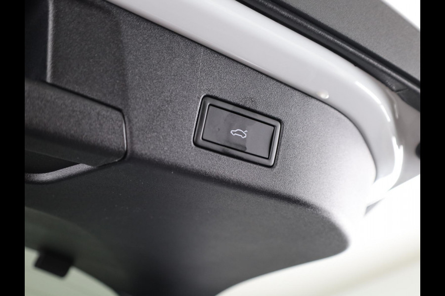 Volkswagen ID.5 Pro Business 77 kWh accu. 210 kW / 286 pk SUV Elek