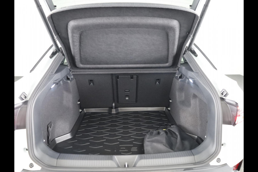 Volkswagen ID.5 Pro Business 77 kWh accu. 210 kW / 286 pk SUV Elek