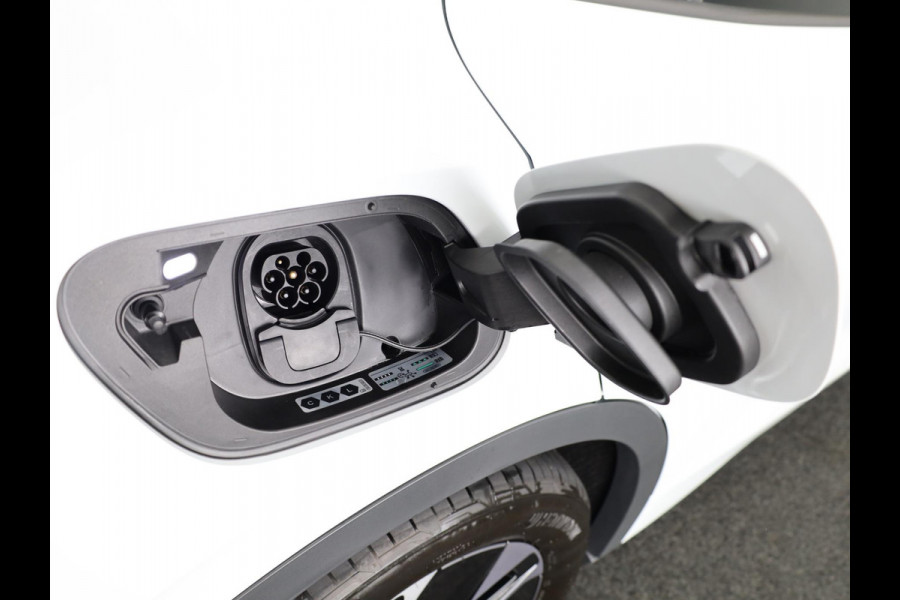 Volkswagen ID.5 Pro Business 77 kWh accu. 210 kW / 286 pk SUV Elek