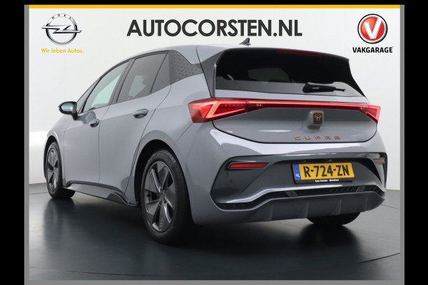 CUPRA Born 204pk 62kWh SOH 94%  Apple Carplay Android Auto Adap.Cruise Navi Ecc Camera ParkAssist Pdc-a+v Business Stuurverwarming Lmv 18" Keyless Privacy Glas Led DAB Origineel Nederlandse Auto € 43.000 nieuw! 3 fase laden 11kwh thuis!