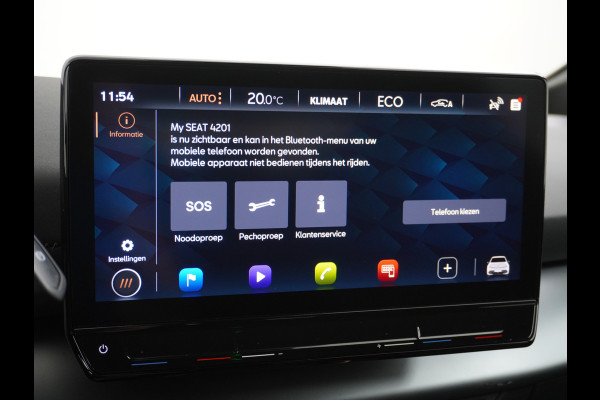 CUPRA Born 204pk 62kWh SOH 94%  Apple Carplay Android Auto Adap.Cruise Navi Ecc Camera ParkAssist Pdc-a+v Business Stuurverwarming Lmv 18" Keyless Privacy Glas Led DAB Origineel Nederlandse Auto € 43.000 nieuw! 3 fase laden 11kwh thuis!
