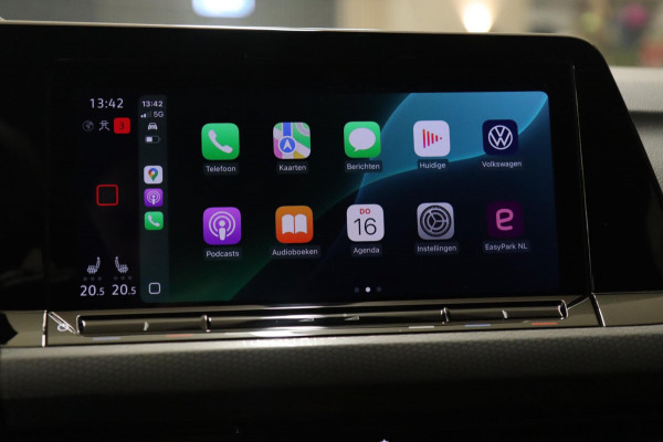Volkswagen Golf 2.0 TSI GTI 45 JAHRE CLUBSPORT AKRA/PANO/ACC/CAM/CARPLAY/IQ-LIGHT/VOLL Volkswagen Golf 2.0 TSI GTI 45 JAHRE CLUBSPORT AKRA/PANO/ACC/CAM/CARPLAY/IQ-LIGHT/VOLL