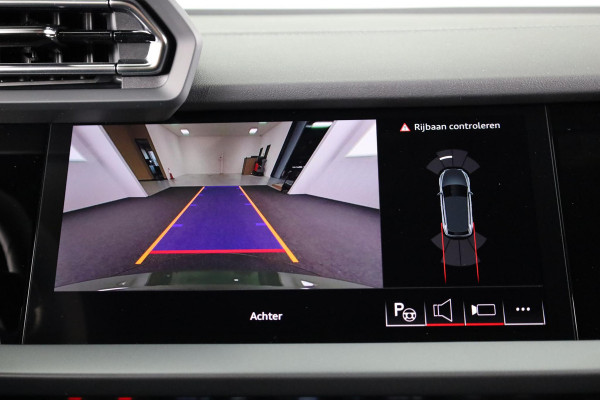 Audi A3 Sportback 40 TFSI e S edition 204pk | Verlengde garantie | Parkeercamera | Adaptieve cruise controle | Optiek pakket zwart Plus | Extra geting glas Audi A3 Sportback 40 TFSI e S edition 204pk | Verlengde garantie | Parkeercamera | Adaptieve cruise controle | Optiek pakket zwart Plus | Extra geting glas