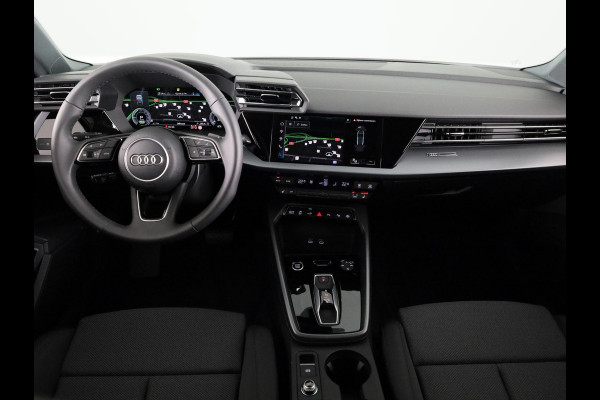 Audi A3 Sportback 40 TFSI e Advanced edition 204pk | Verlengde garantie | Navigatie | Extra getint glas | Verwarmbare voorstoelen