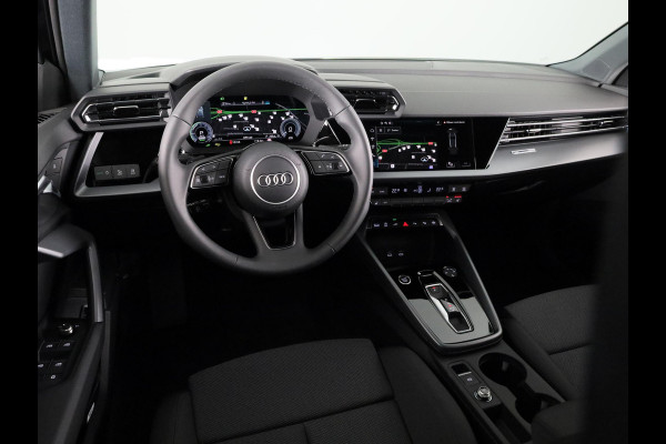 Audi A3 Sportback 40 TFSI e Advanced edition 204pk | Verlengde garantie | Navigatie | Extra getint glas | Verwarmbare voorstoelen