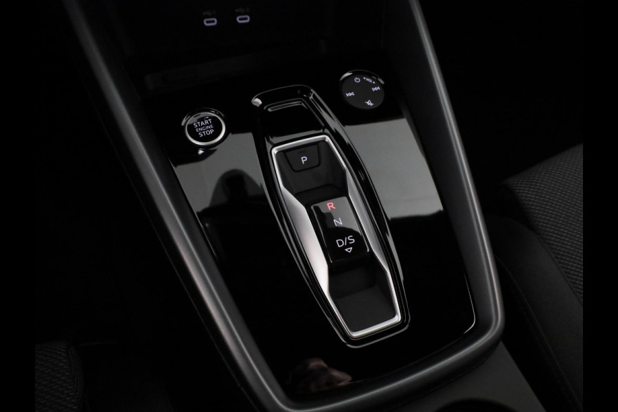 Audi A3 Sportback 40 TFSI e Advanced edition 204pk | Verlengde garantie | Navigatie | Extra getint glas | Verwarmbare voorstoelen