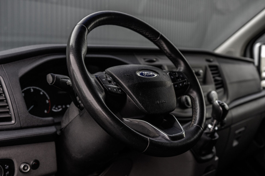 Ford Transit Custom 2.0-TDCI | L2H1 | LED | Inrichting | Omvormer | Cruise | Airco | PDC | Euro 6