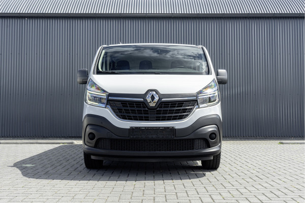 Renault Trafic **dCi 95 T29 L2H1 | 9-Persoons | Navi | LED | Cruise | Airco | Euro 6** Renault Trafic **dCi 95 T29 L2H1 | 9-Persoons | Navi | LED | Cruise | Airco | Euro 6**