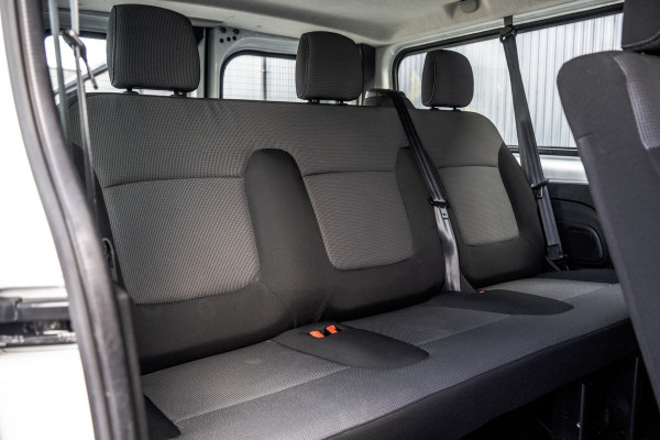 Renault Trafic **dCi 95 T29 L2H1 | 9-Persoons | Navi | LED | Cruise | Airco | Euro 6** Renault Trafic **dCi 95 T29 L2H1 | 9-Persoons | Navi | LED | Cruise | Airco | Euro 6**