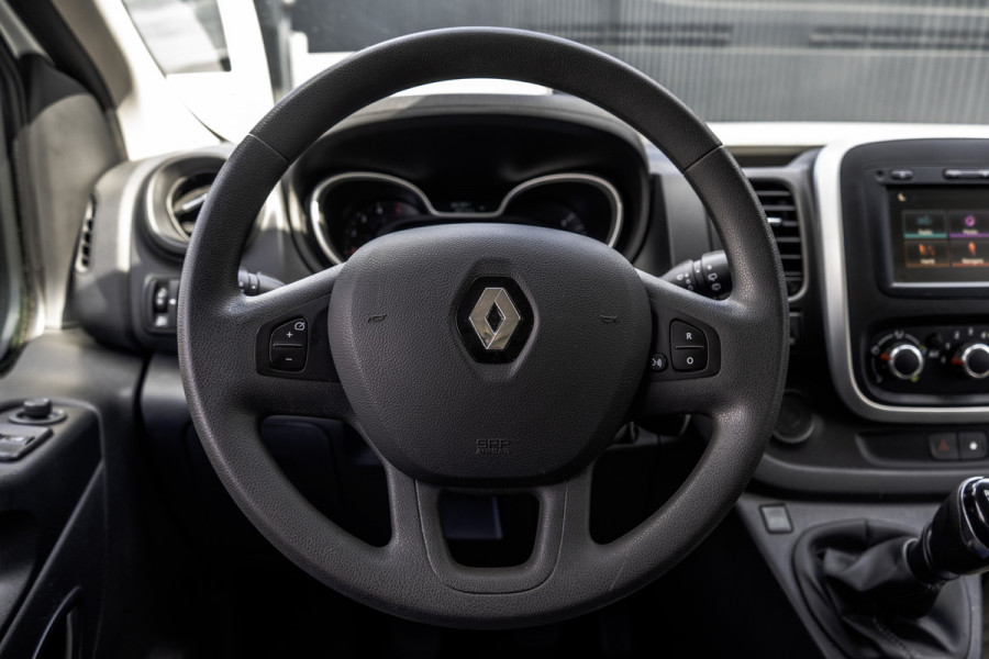 Renault Trafic **dCi 95 T29 L2H1 | 9-Persoons | Navi | LED | Cruise | Airco | Euro 6** Renault Trafic **dCi 95 T29 L2H1 | 9-Persoons | Navi | LED | Cruise | Airco | Euro 6**