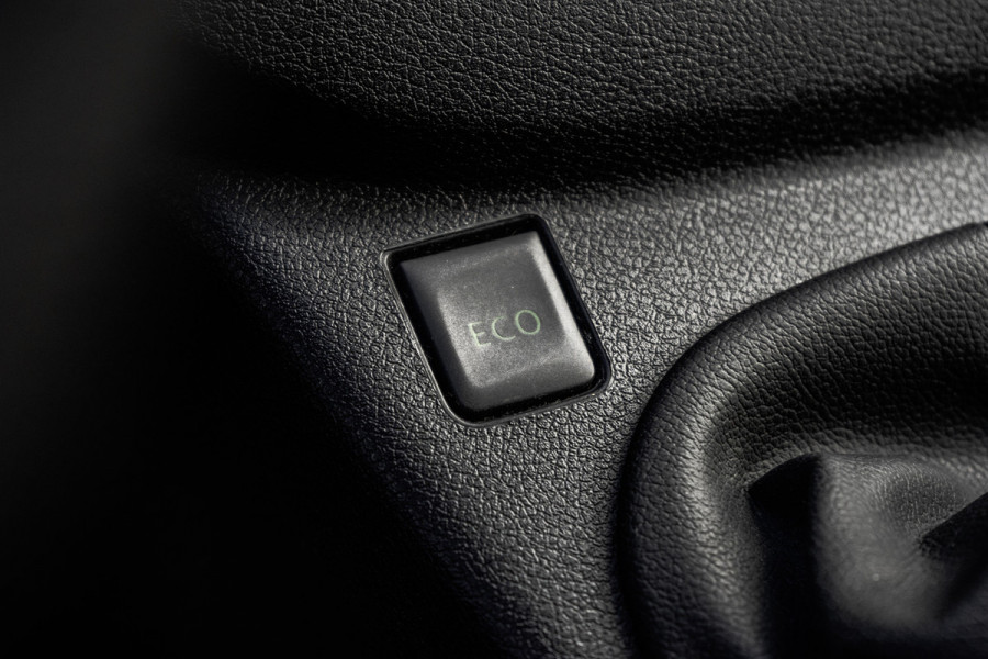 Renault Trafic **dCi 95 T29 L2H1 | 9-Persoons | Navi | LED | Cruise | Airco | Euro 6** Renault Trafic **dCi 95 T29 L2H1 | 9-Persoons | Navi | LED | Cruise | Airco | Euro 6**