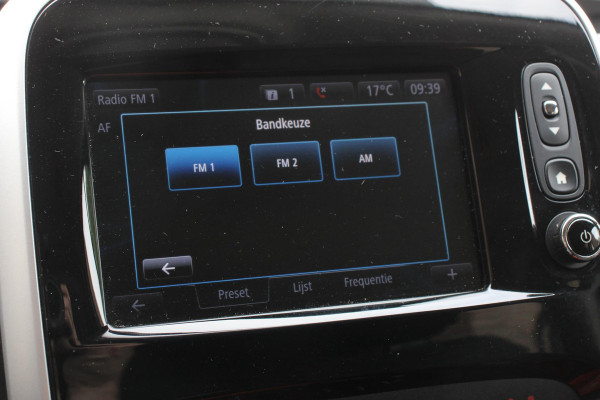 Renault Trafic Passenger 1.6 dCi Grand Authentique Energy incl. BPM/ BTW  L2H1 8 persoons !  Navigatie Airco voor en achter Parkeer sensoren Cruise Control Bumpers in kleur Renault Trafic Passenger 1.6 dCi Grand Authentique Energy incl. BPM/ BTW  L2H1 8 persoons !  Navigatie Airco voor en achter Parkeer sensoren Cruise Control Bumpers in kleur