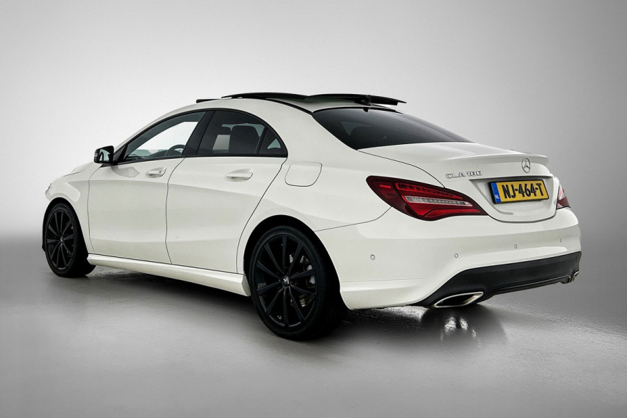 Mercedes-Benz CLA-Klasse 180 Ambition (Goed onderhoud, NL-auto, Panoramadak, Carplay, Navi, PDC V+A, Airco, Etc) Mercedes-Benz CLA-Klasse 180 Ambition (Goed onderhoud, NL-auto, Panoramadak, Carplay, Navi, PDC V+A, Airco, Etc)