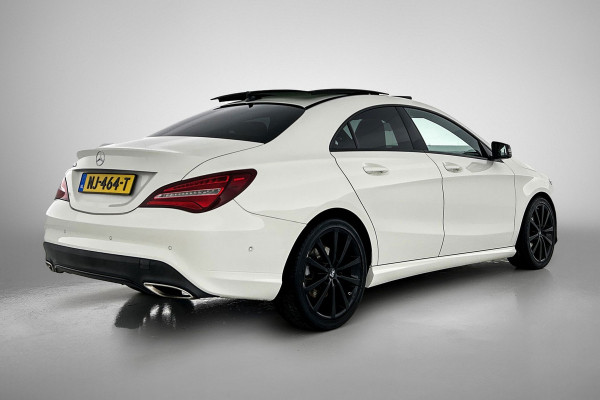 Mercedes-Benz CLA-Klasse 180 Ambition (Goed onderhoud, NL-auto, Panoramadak, Carplay, Navi, PDC V+A, Airco, Etc) Mercedes-Benz CLA-Klasse 180 Ambition (Goed onderhoud, NL-auto, Panoramadak, Carplay, Navi, PDC V+A, Airco, Etc)