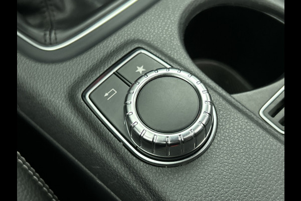 Mercedes-Benz CLA-Klasse 180 Ambition (Goed onderhoud, NL-auto, Panoramadak, Carplay, Navi, PDC V+A, Airco, Etc) Mercedes-Benz CLA-Klasse 180 Ambition (Goed onderhoud, NL-auto, Panoramadak, Carplay, Navi, PDC V+A, Airco, Etc)