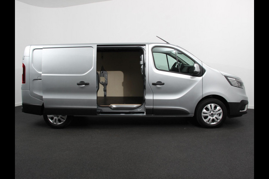 Renault Trafic 2.0 Blue dCi 110 T30 L2H1 Advance Navigatie Airco Lichtmetalen velgen Betimmering Trekhaak Parkeer sensoren Dab Renault Trafic 2.0 Blue dCi 110 T30 L2H1 Advance Navigatie Airco Lichtmetalen velgen Betimmering Trekhaak Parkeer sensoren Dab
