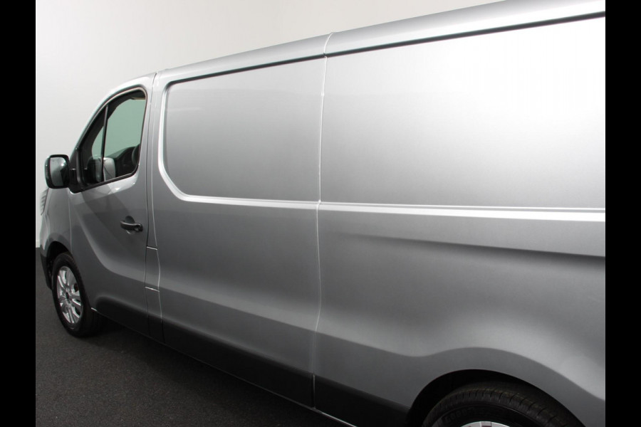 Renault Trafic 2.0 Blue dCi 110 T30 L2H1 Advance Navigatie Airco Lichtmetalen velgen Betimmering Trekhaak Parkeer sensoren Dab Renault Trafic 2.0 Blue dCi 110 T30 L2H1 Advance Navigatie Airco Lichtmetalen velgen Betimmering Trekhaak Parkeer sensoren Dab