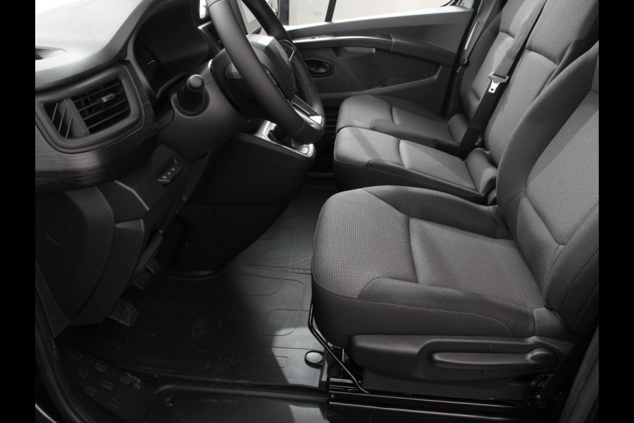Renault Trafic 2.0 Blue dCi 110 T30 L2H1 Advance Navigatie Airco Lichtmetalen velgen Betimmering Trekhaak Parkeer sensoren Dab Renault Trafic 2.0 Blue dCi 110 T30 L2H1 Advance Navigatie Airco Lichtmetalen velgen Betimmering Trekhaak Parkeer sensoren Dab