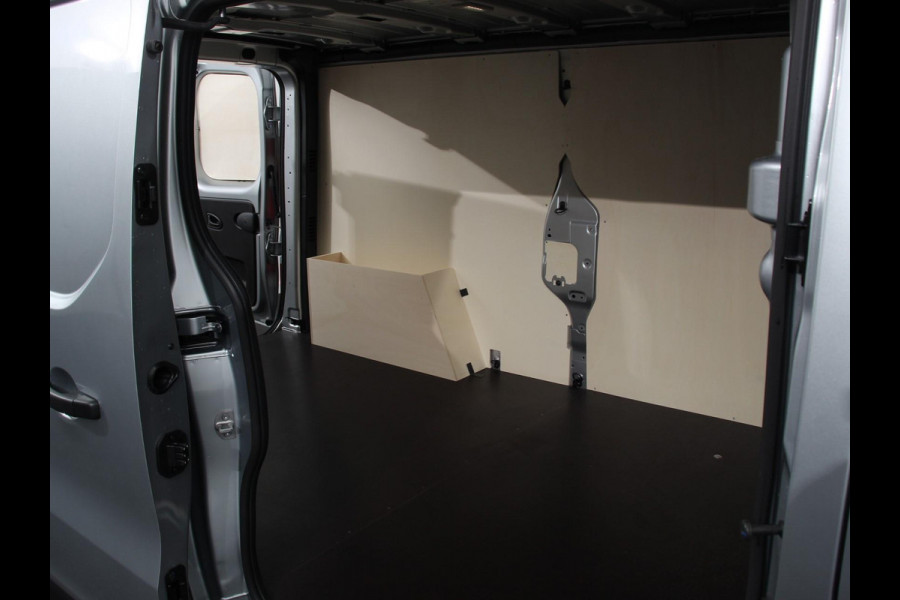 Renault Trafic 2.0 Blue dCi 110 T30 L2H1 Advance Navigatie Airco Lichtmetalen velgen Betimmering Trekhaak Parkeer sensoren Dab Renault Trafic 2.0 Blue dCi 110 T30 L2H1 Advance Navigatie Airco Lichtmetalen velgen Betimmering Trekhaak Parkeer sensoren Dab