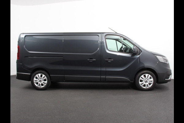 Renault Trafic 2.0 Blue dCi 110 T30 L2H1 Advance Navigatie bluetooth DAB Camera Airco Trekhaak Houten bekleding Lichtmetalen velgen